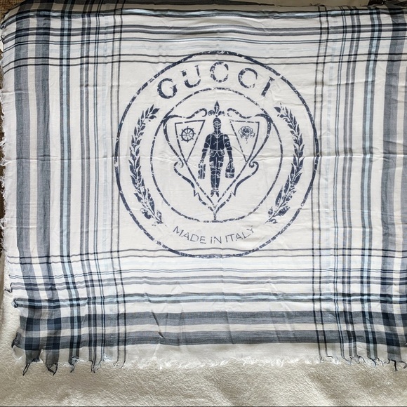 NWT Authentic Gucci Men’s Knight Square Scarf - Picture 3 of 5